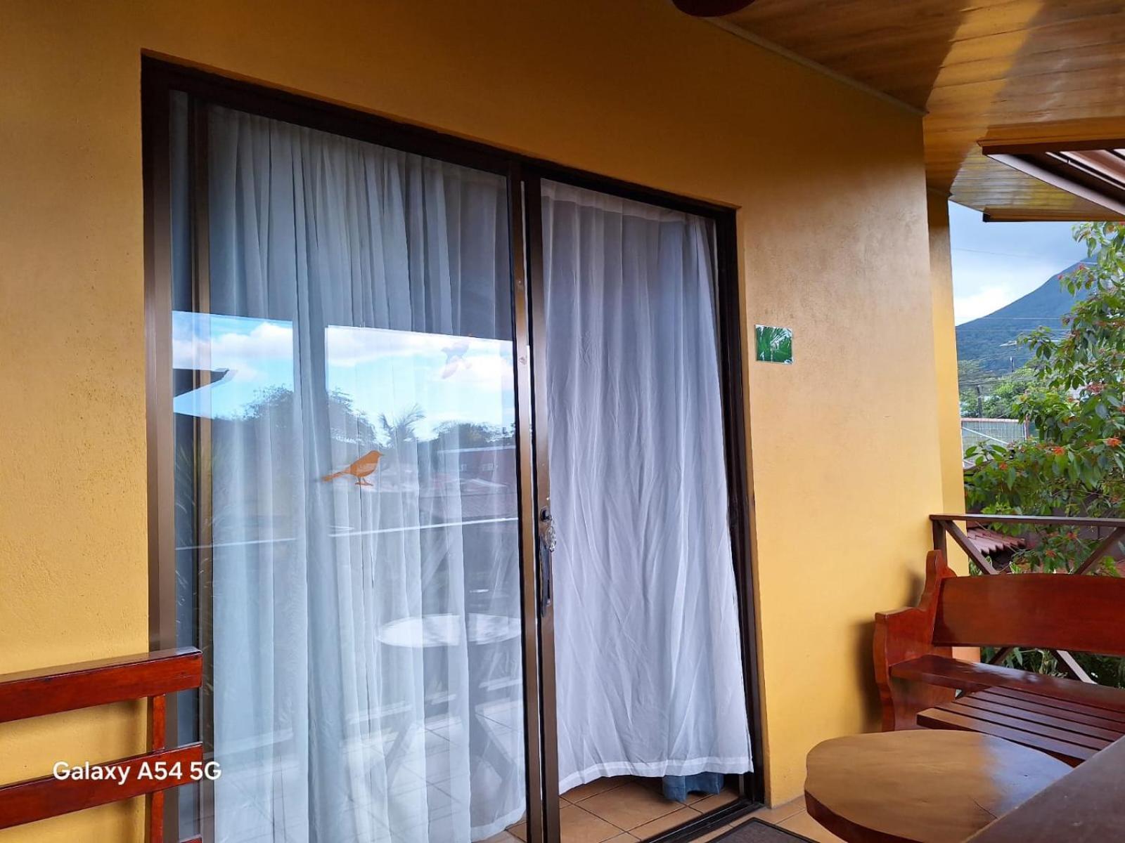 Iris Arenal Hotel La Fortuna Luaran gambar