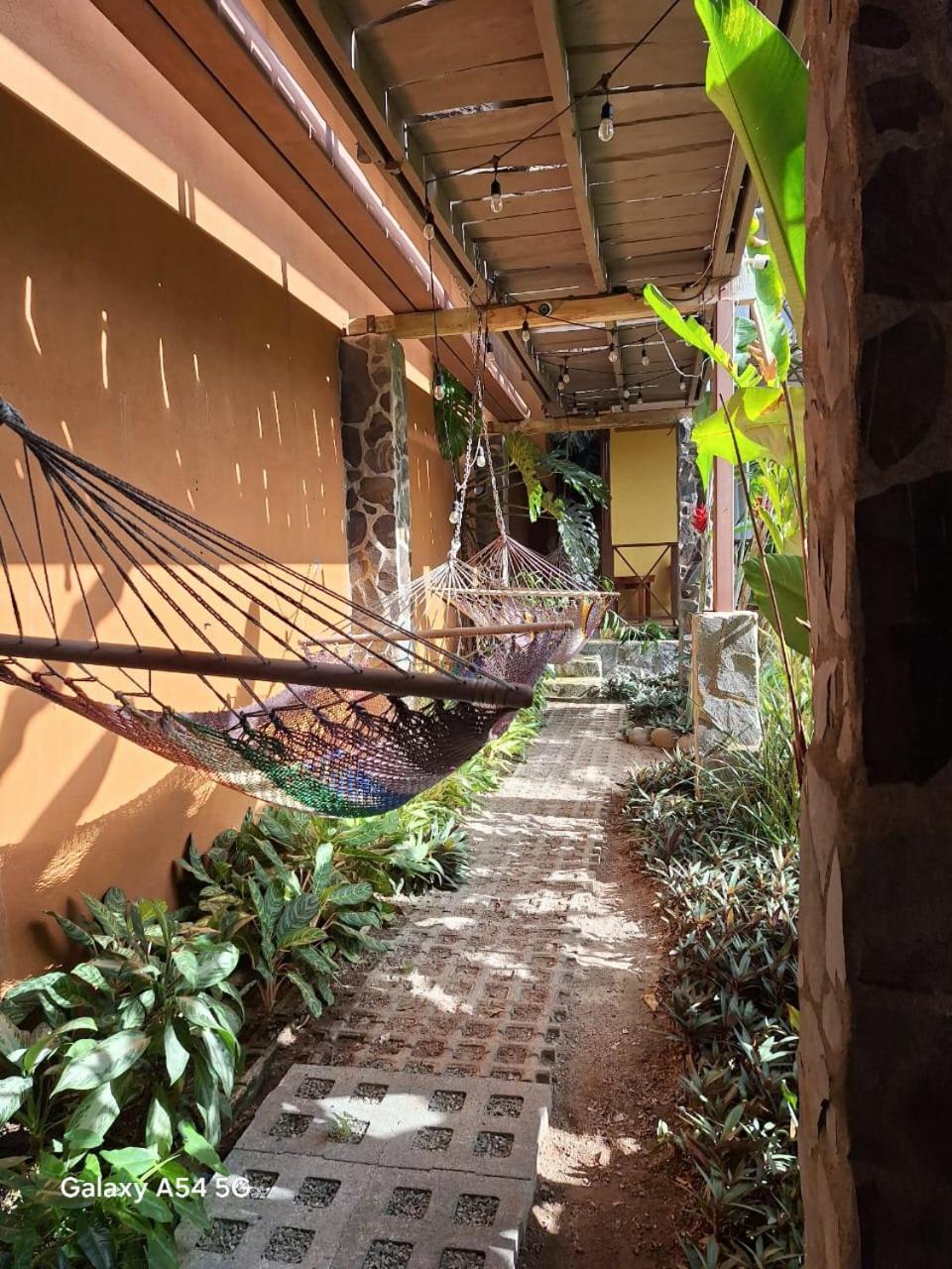 Iris Arenal Hotel La Fortuna Luaran gambar